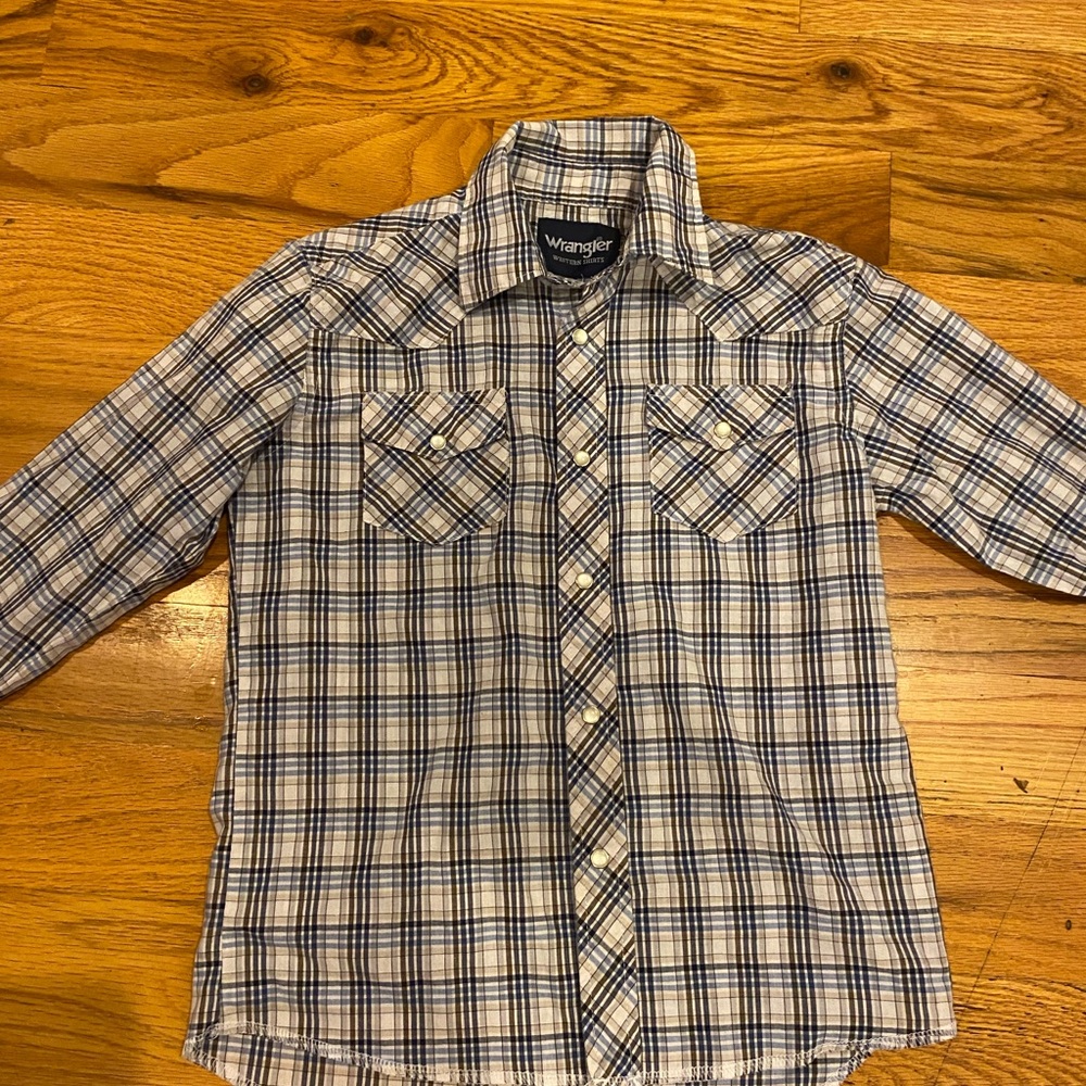 Wrangler Pearl snap shirts(2) - Picture 6 of 9